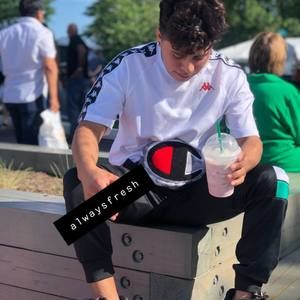 Meet your Posher, Marco